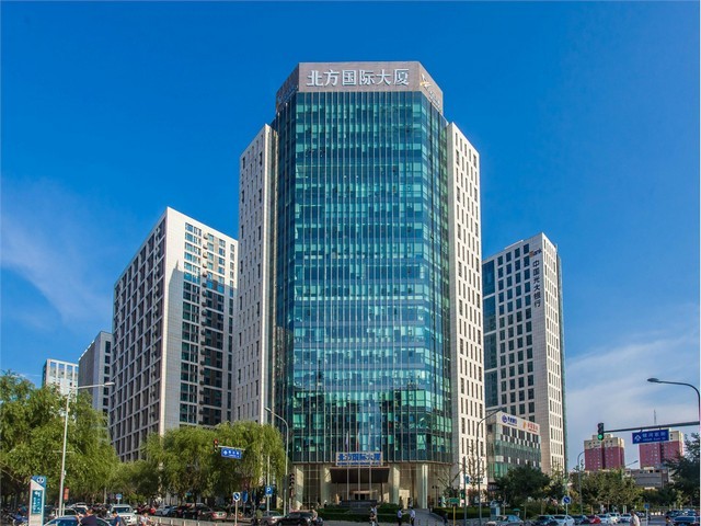 河北中服时尚皮草女装定制服务